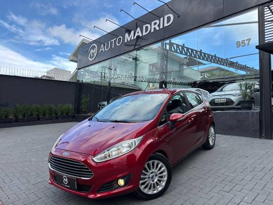 FORD FIESTA 1.6 TITANIUM HATCH 16V FLEX 4P POWERSHIFT FORD FIESTA 1.6 TITANIUM HATCH 16V FLEX 4P POWERSHIFT